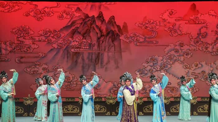 Barwo Channel: Online Class of Cantonese Opera - Episode 26  Acting: Basic Skills (2) Finger Gestures, Chan Fut, Tai Tai