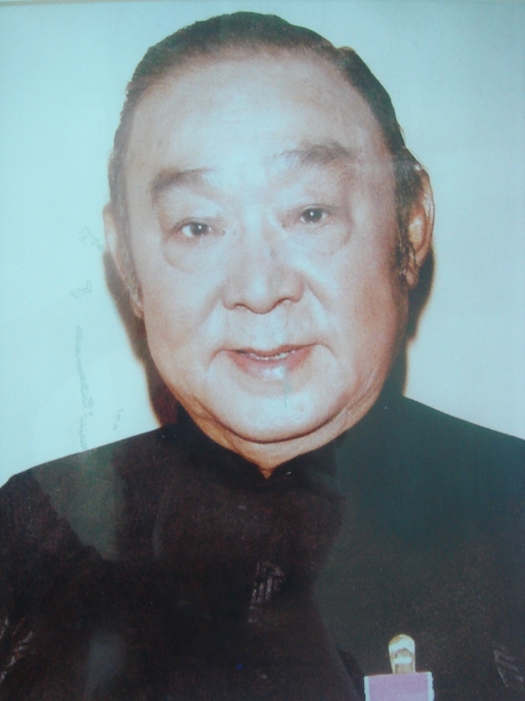 梁醒波先生 MBE┃理事會主席年期 1964-71 (第〸二至〸五屆) 、1976-77 (第〸八屆)